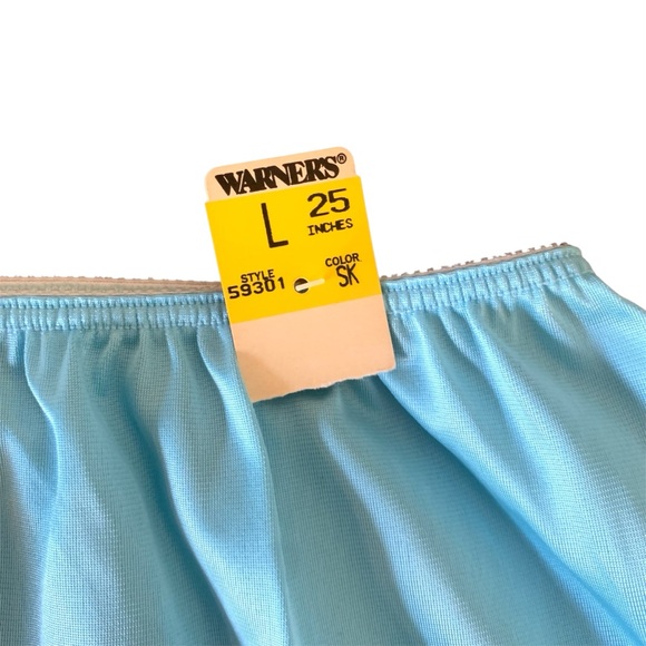 Vintage Warner’s Robin’s Egg Blue Half Slip Lace Trim Nylon Size 25” Length - Picture 4 of 6